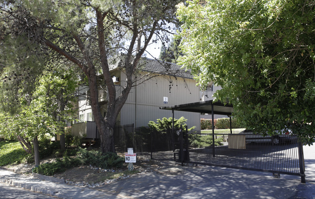 The Ridge Townhomes in Vallejo, CA - Foto de edificio - Building Photo