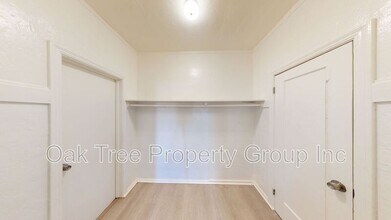 2451 Seminary Ave in Oakland, CA - Building Photo - Building Photo