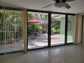 1601 NE 17th Terrace, Unit 2 in Fort Lauderdale, FL - Building Photo - Building Photo