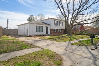 2129 S 103rd E Ave in Tulsa, OK - Building Photo - Building Photo