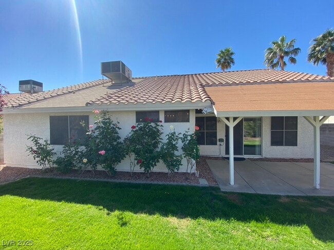 112 Dune Drift Rd in Henderson, NV - Building Photo - Building Photo