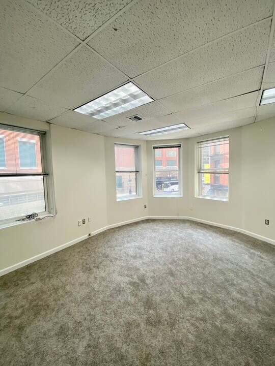 106 Bedford St in Boston, MA - Building Photo