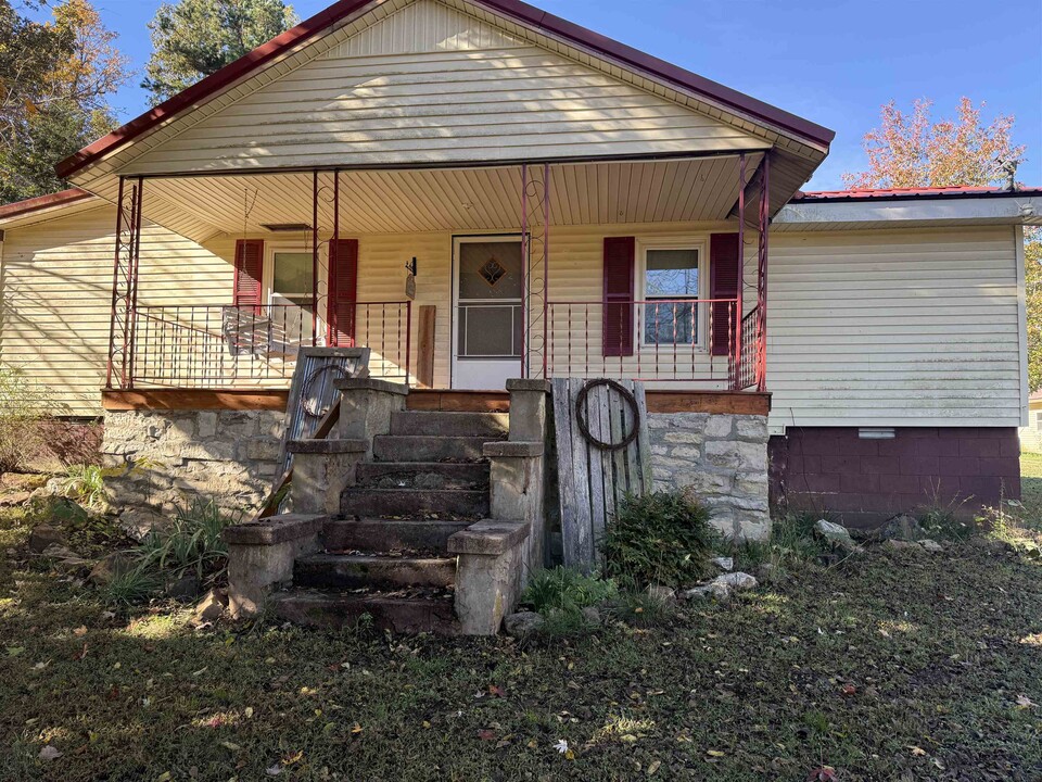 122 Helm Rd in Oxford, AR - Building Photo