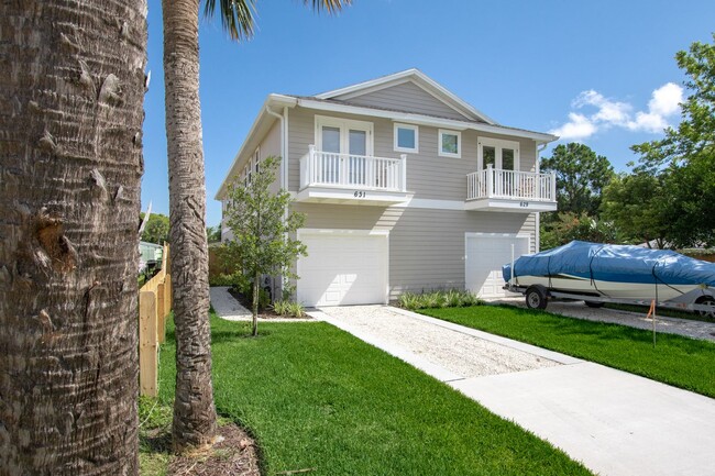 631 4th Ave S in Jacksonville Beach, FL - Building Photo - Building Photo