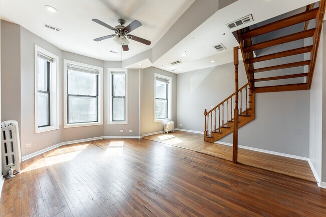 2200 W Belmont Ave, Unit 2