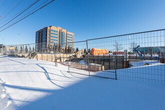 Gemini Tower in Ottawa, ON - Building Photo - Building Photo
