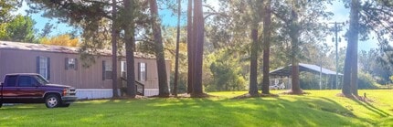 Pine Terrace in Cairo, GA - Building Photo - Building Photo