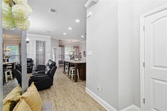 342 W Huffman St in Krum, TX - Building Photo - Building Photo