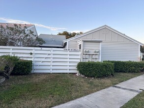 13796 SW 149th Cir Ln in Miami, FL - Building Photo - Building Photo