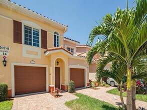 20241 Estero Gardens Cir, Unit 102 in Estero, FL - Building Photo - Building Photo