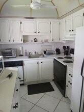 209 Waterford I, Unit 209 Waterford I  King's Point in Delray Beach, FL - Foto de edificio - Building Photo