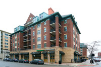 Wing Street Condominium in Arlington Heights, IL - Foto de edificio - Building Photo