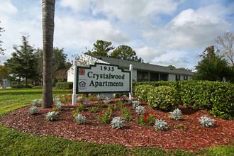 Crystalwood Apartments in Lakeland, FL - Building Photo - Building Photo