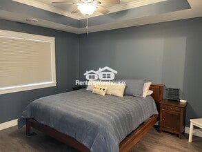 4941 Field Crest Ln in Eau Claire, WI - Building Photo - Building Photo