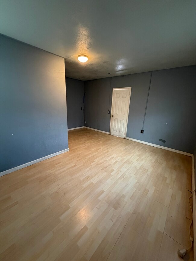 224 Park Ave, Unit Unit 1 in Manteca, CA - Building Photo - Building Photo