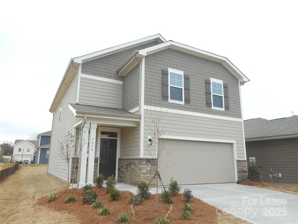 3058 Eastcott Ave in Unionville, NC - Building Photo