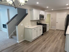 12660 Pond View Rd in Zimmerman, MN - Building Photo - Building Photo