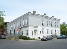 501-509 23rd St in Watervliet, NY - Building Photo