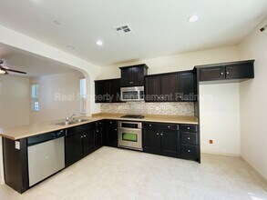 3628 Elevations Way in Clovis, CA - Building Photo - Building Photo