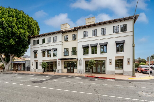 1212 Carmel St in San Luis Obispo, CA - Building Photo - Building Photo