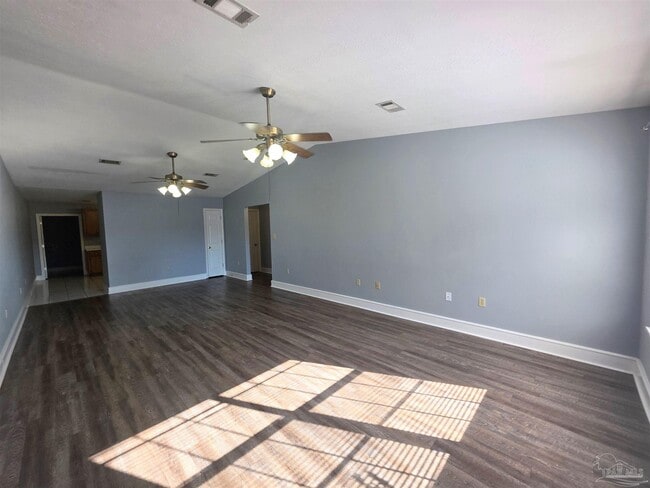 914 Rentz Ave in Pensacola, FL - Foto de edificio - Building Photo