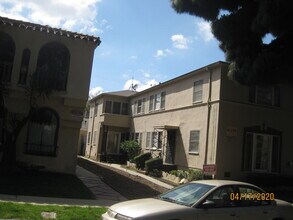 4251 Degnan Blvd, Unit #3 in Los Angeles, CA - Building Photo - Building Photo
