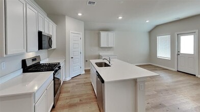 12448 NW 140th St in Piedmont, OK - Building Photo - Building Photo