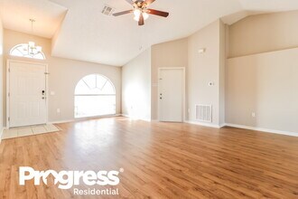 38926 Carr Dr in Zephyrhills, FL - Building Photo - Building Photo
