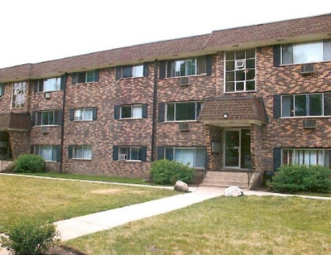 Argyle Park Apartments in Bensenville, IL - Building Photo - Building Photo