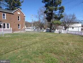 8700 Maple Ave in Bowie, MD - Building Photo - Building Photo