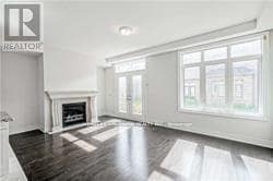 3124 Post Rd in Oakville, ON - Building Photo - Building Photo