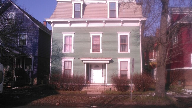 property at 912 Lafayette Ave