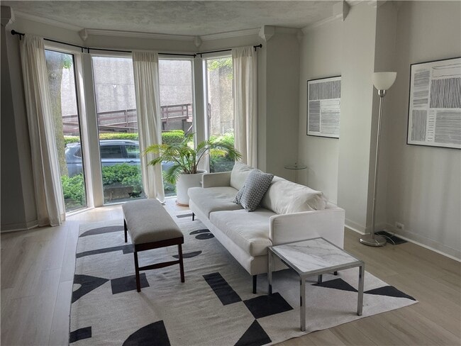 property at 74 Richmond St
