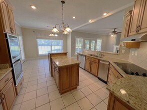 850 Cold Creek Cove in Collierville, TN - Foto de edificio - Building Photo