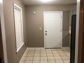 1203 Golf Course Dr in Jonesboro, AR - Building Photo - Building Photo