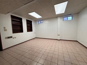 147-49 28th Ave in Queens, NY - Building Photo - Building Photo