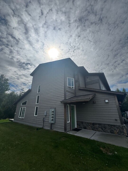 7270 East Timber Ridge Circle in Palmer, AK - Building Photo