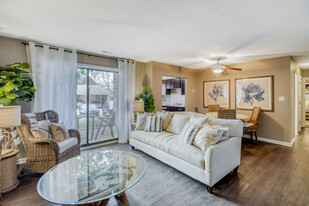 Northlake Village Apartments