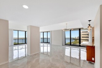 4100 N Ocean Dr in West Palm Beach, FL - Building Photo - Building Photo