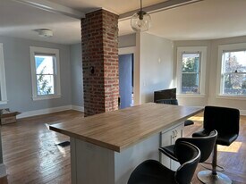 159 Seabright Ave, Unit Seabright Ave in Bridgeport, CT - Building Photo