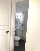 5963 SW 66th Terrace in South Miami, FL - Building Photo - Building Photo