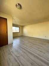 1606 S 1st Ave in Yakima, WA - Building Photo - Building Photo