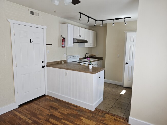 2826 W Platte Ave in Colorado Springs, CO - Building Photo - Building Photo