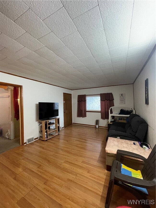 226 Longnecker St in Buffalo, NY - Building Photo - Building Photo