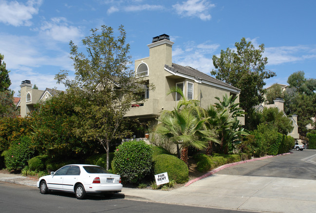 2918-2924 Luciernaga St in Carlsbad, CA - Foto de edificio - Building Photo