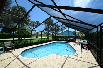 3 Cherokee Ct W in Palm Coast, FL - Building Photo - Building Photo