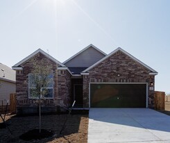 1400 Carriageway Dr in Georgetown, TX - Building Photo