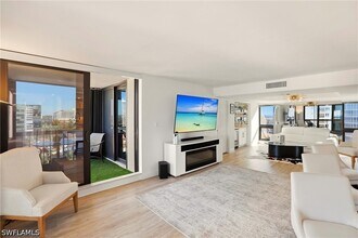 4551 Gulf Shore Blvd N in Naples, FL - Building Photo - Building Photo