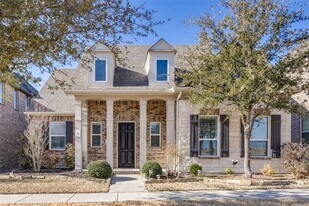 7301 Avondale Dr in McKinney, TX - Building Photo