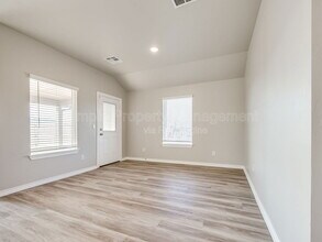 7532 NW 143rd St in Oklahoma City, OK - Building Photo - Building Photo